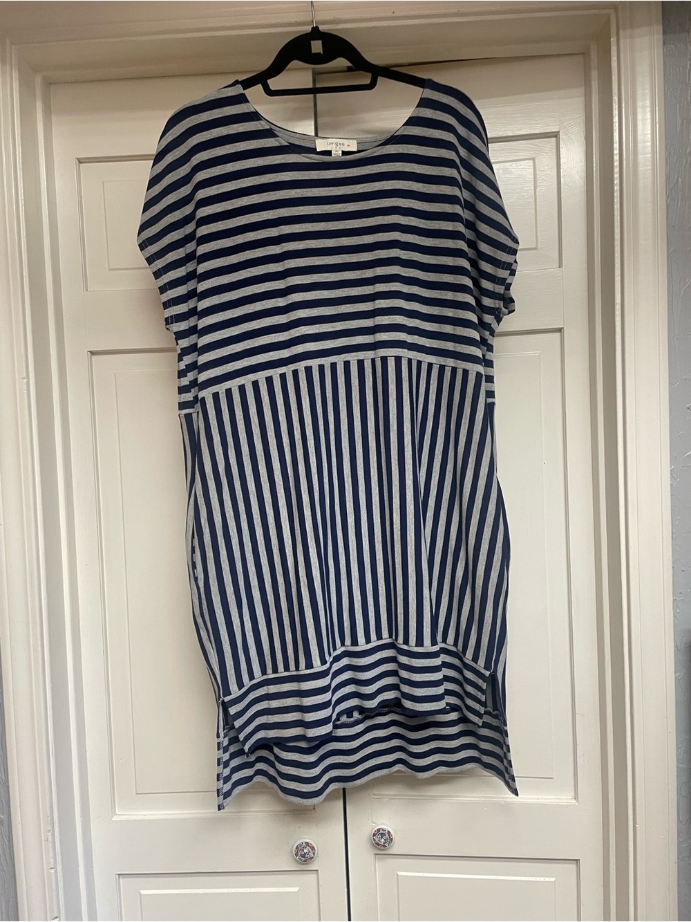 Umgee Navy & Light Gray Striped Knit Dress- XL. Hi/low hem.